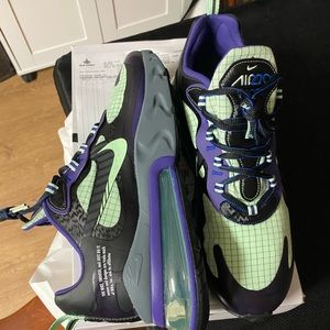 Nike air max react 270